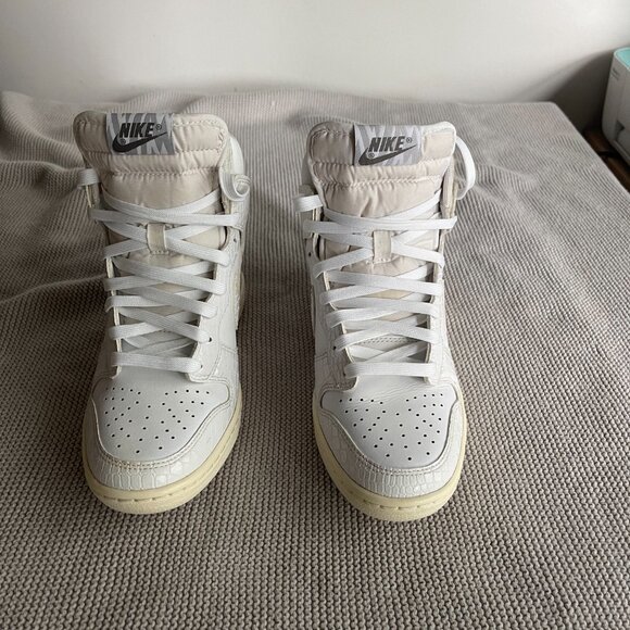 Wmns Nike Dunk Sky High White Croc Print - Size 7.5 - Pre-Owned - Picture 4 of 8